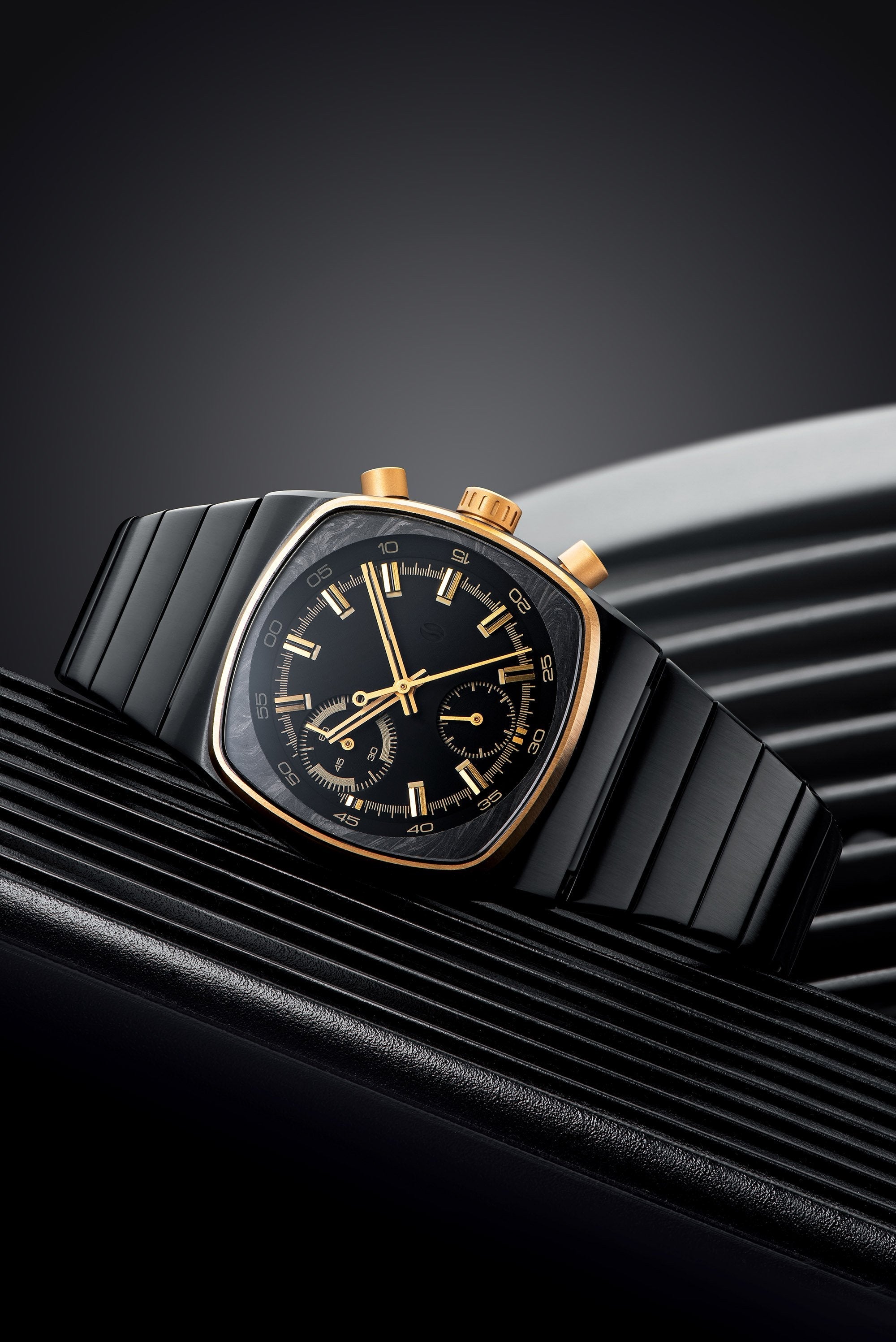 Earth - Black & Gold Carbon